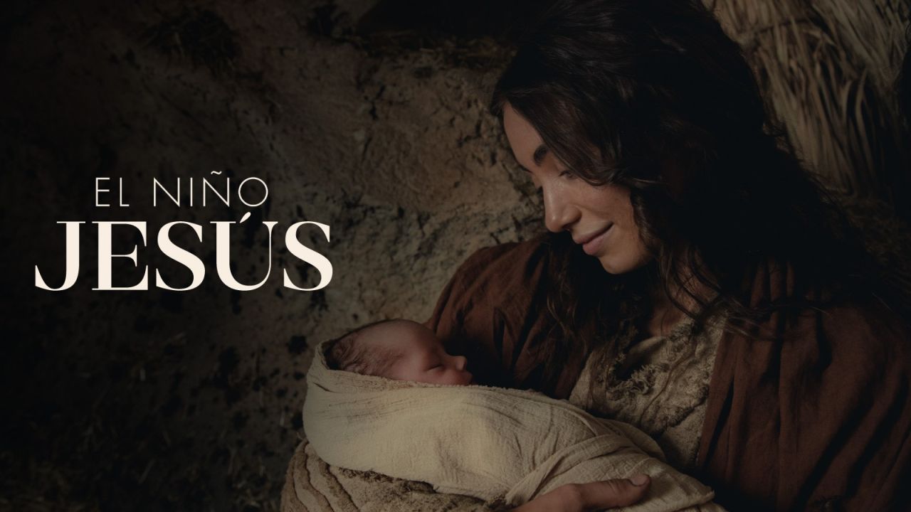 María sostiene al Niño Jesús