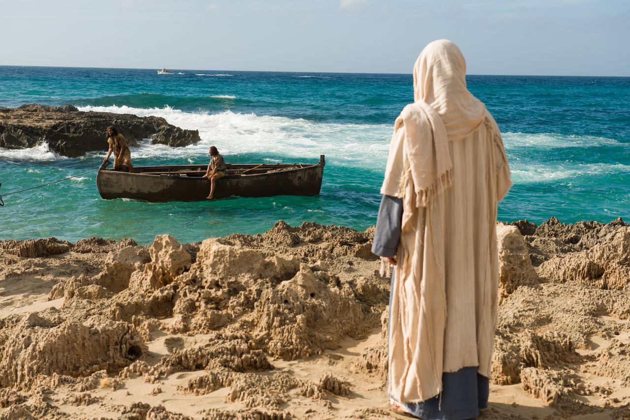 Cristo llama a sus discípulos a ser pescadores de hombres